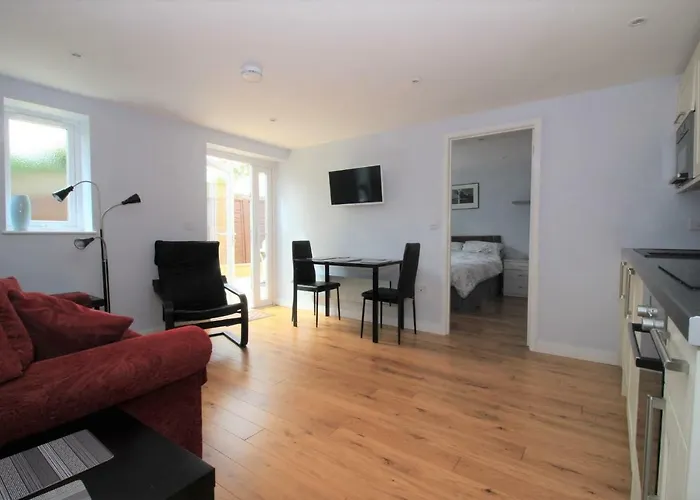 Beautiful Modern Apartment In Bath
