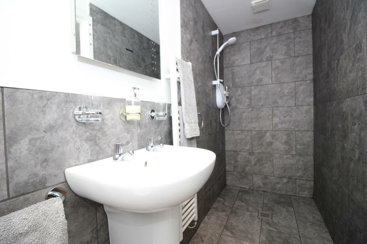 Apartment Beautiful Modern In Bath